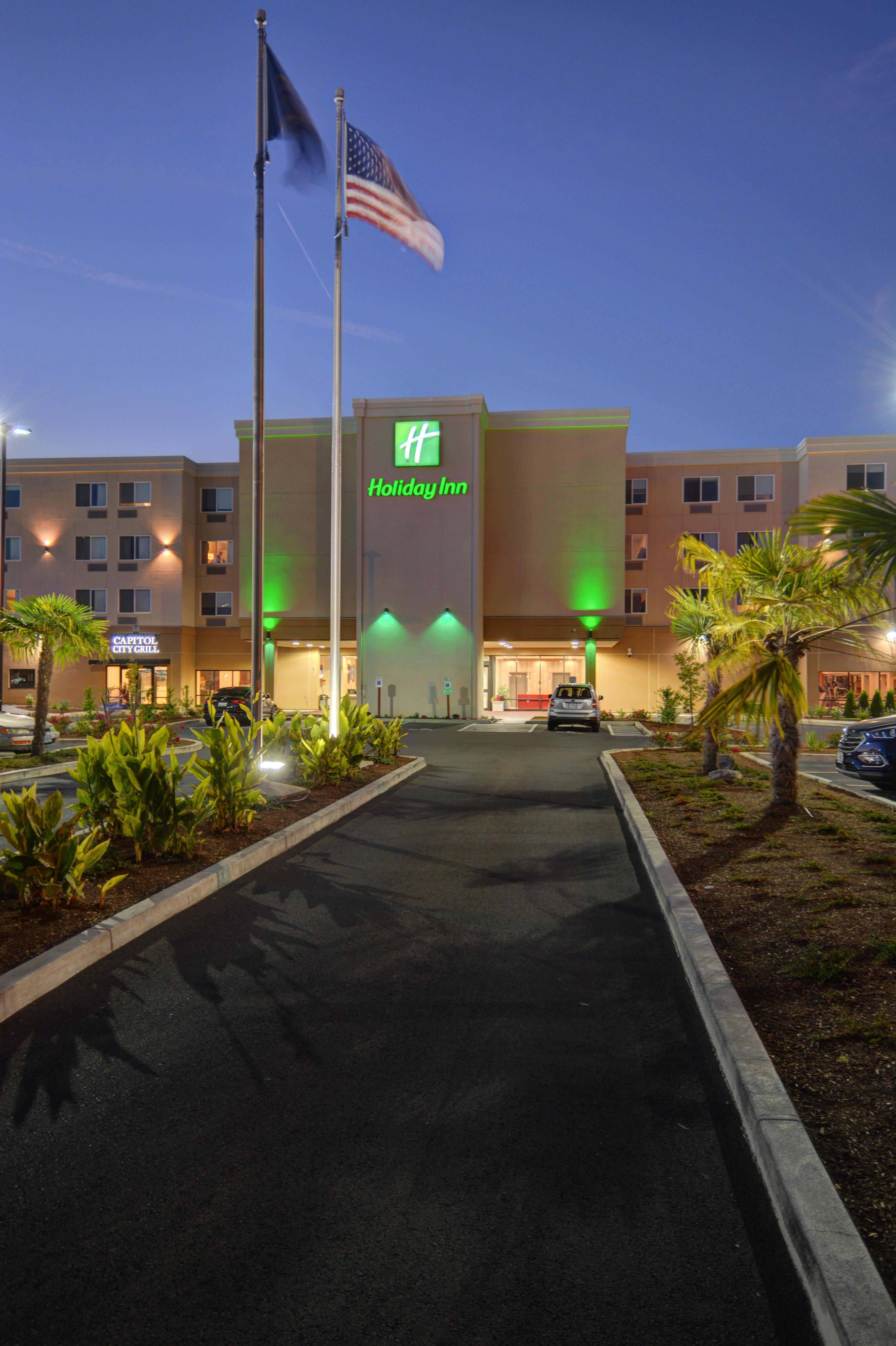 Holiday Inn - Salem, An Ihg Hotel Exterior photo